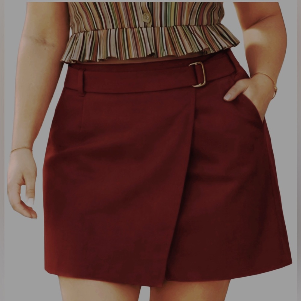 White House Black Market Skirt Envelope A Line Burgundy Side Zip Lined 14 NWT